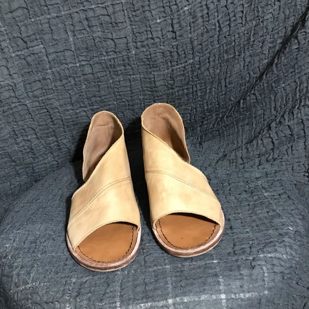 Free People Mont Blanc Leather Sandals  Size 10